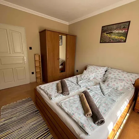 Appartement 17 *