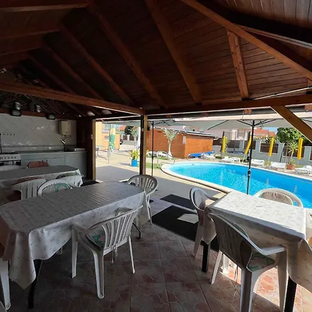 Appartement 17 *